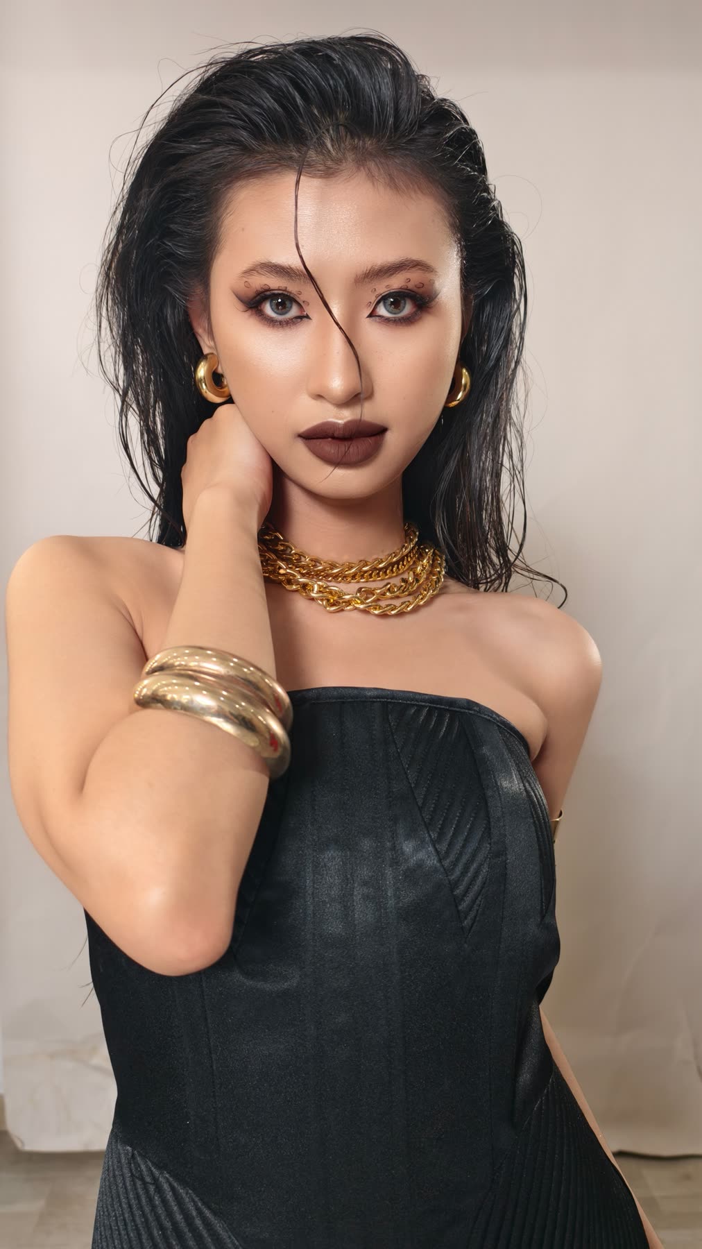 Smoky Bronze Editorial
