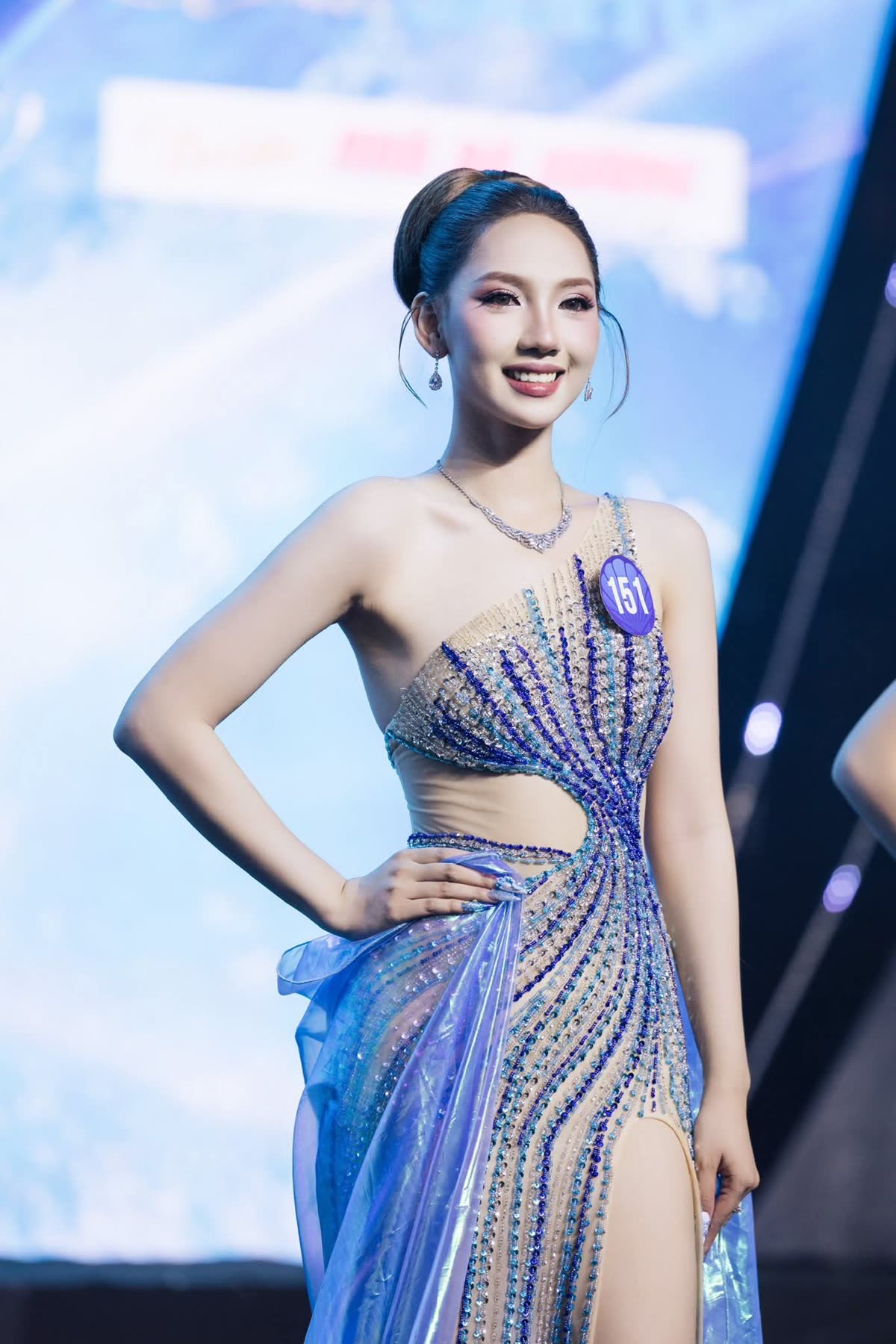 Crystal Stage Elegance